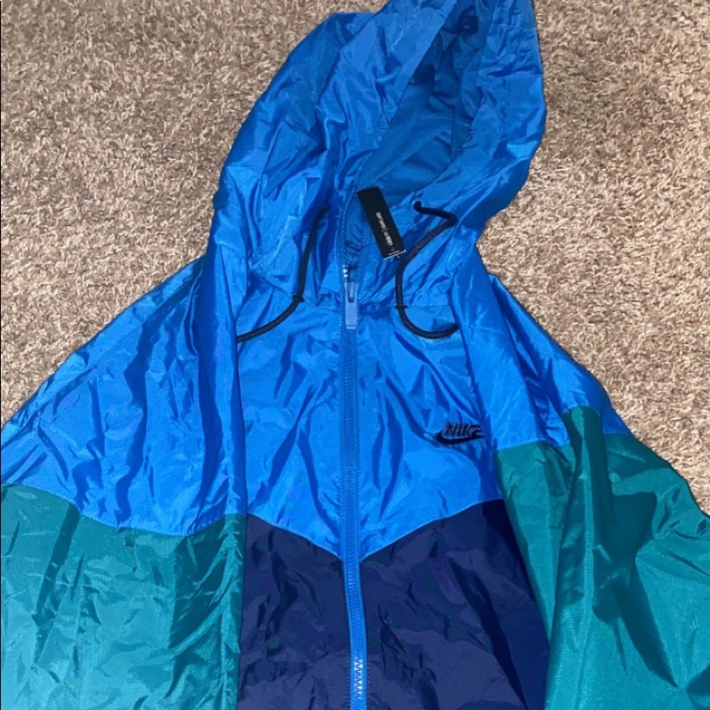Nike jacket - Picture 1 of 1